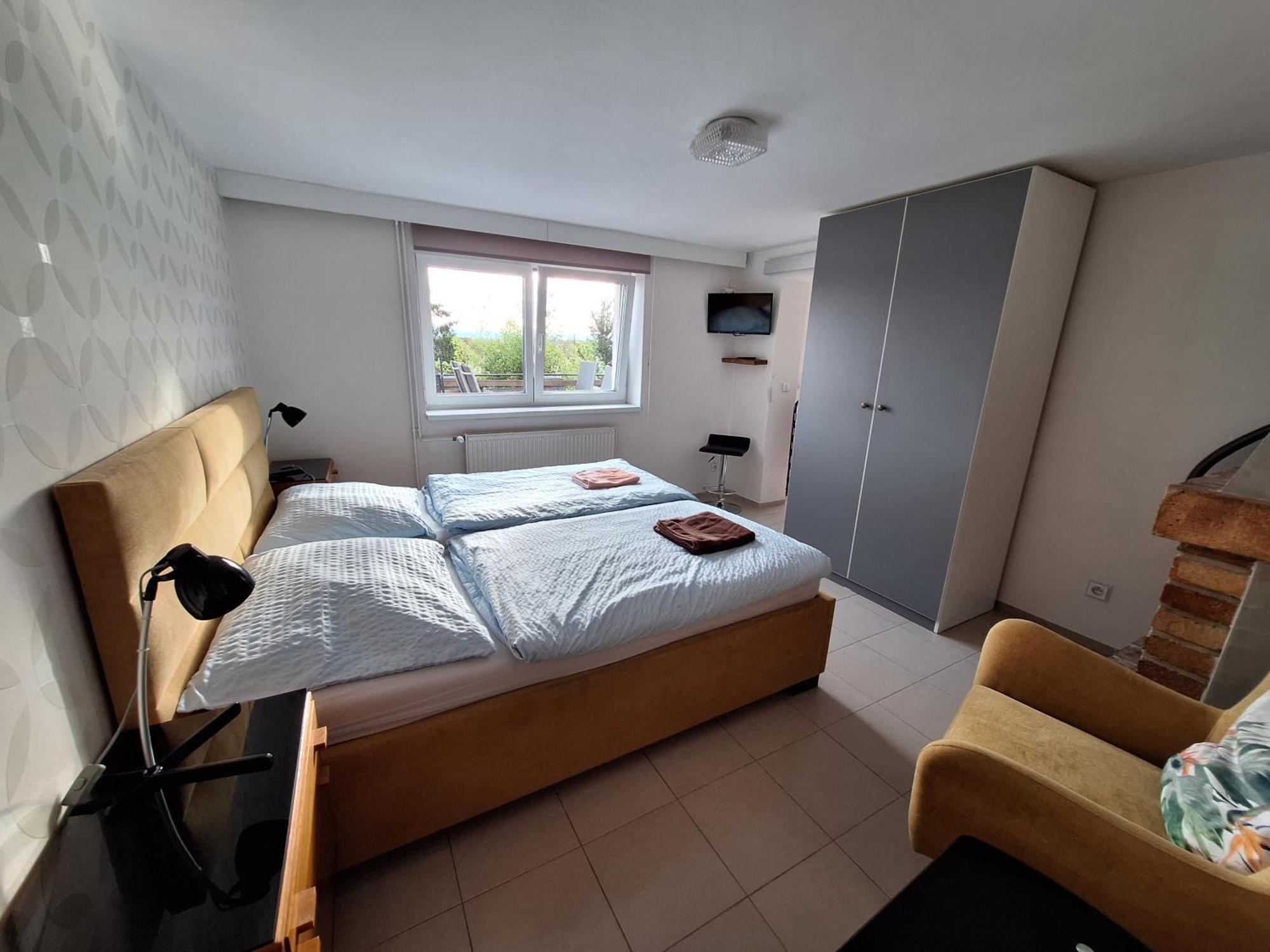 Apartment Adéla Hluboká nad Vltavou Exterior foto